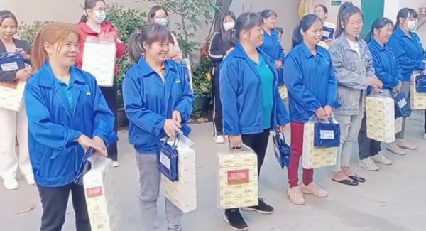 感恩女神節(jié)，所遇即美好|廣有五金&東莞合頁