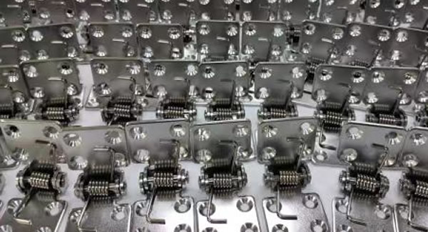 信賴廣有五金彈簧合頁，讓門的開合變得更輕松|廣有五金&彈簧合頁